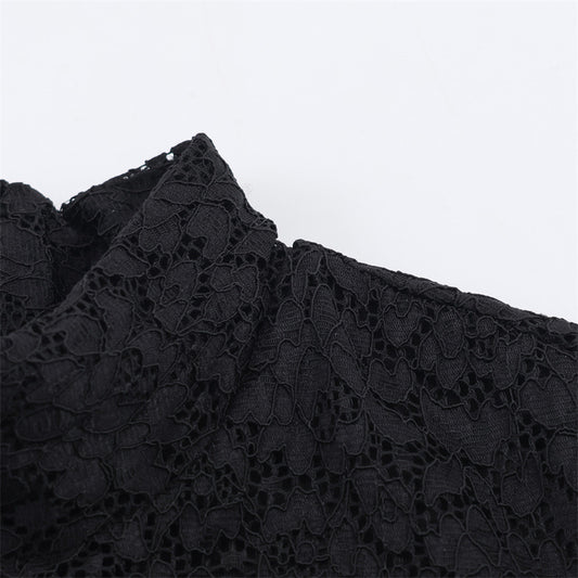 Vestido “Black Ruffle” | Corto sin mangas con encaje y volante satinado - Lovelys