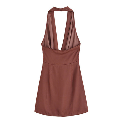 Vestido Marrón con Escote Profundo y Detalle de Lazo - Lovelys