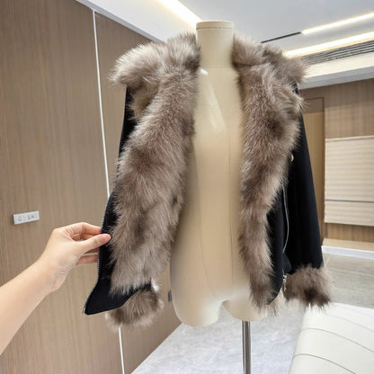 Chaqueta Nube de Pelo – Ante Sintético con Cuello de Pelo