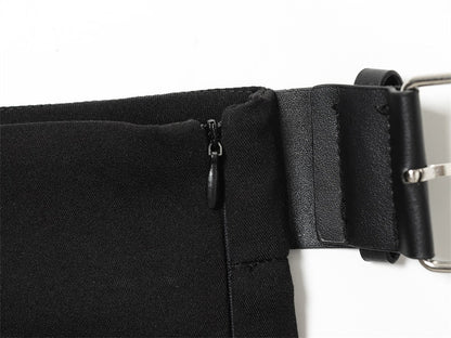 Falda pantalón “Urban Belt” con hebilla lateral - Lovelys